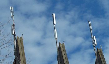 Clearnet cells at UVic Stadium, East Saanich